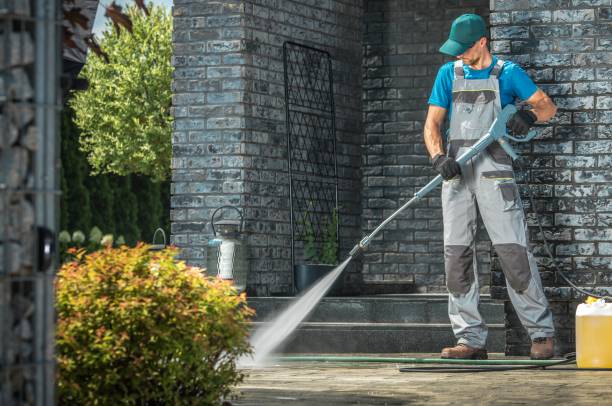 Best Animal Enclosure Cleaning  in Genoa City, WI